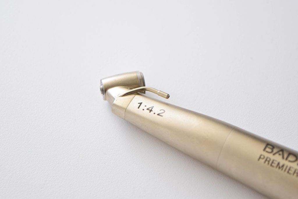 CONTRA ÁNGULO MULTIPLICADOR 1:4,2 LED