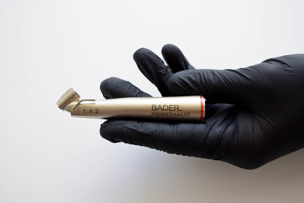 CONTRA ÁNGULO MULTIPLICADOR 1:4,2 LED PARA MOTOR DE IMPLANTE