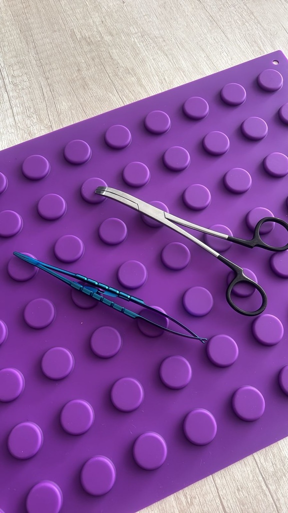 COMPRESA IMANTADA DE SILICONA VIOLETA CHICA (30X20) 