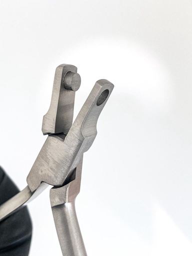 [1243] ALICATE PARA ALINEADORES SOCABADO