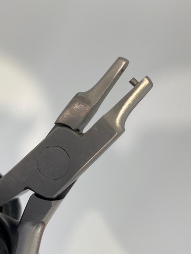 [1245] ALICATE PARA ALINEADORES PUNTO DE PRESIÓN CIRCULAR