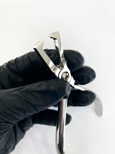 [C0018] ALICATE PINZA RECTA PARA RETIRAR BRACKETS